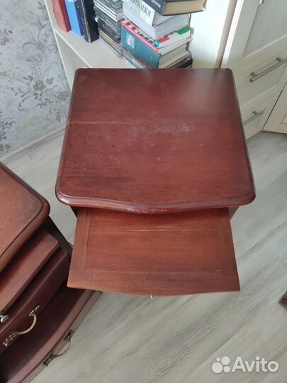 Тумбочки прикроватные