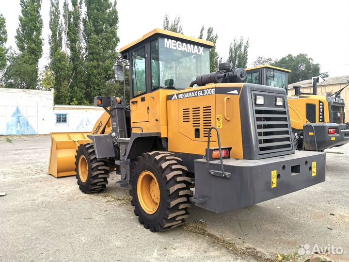 Фронтальный погрузчик Megamax GL 300E, 2023