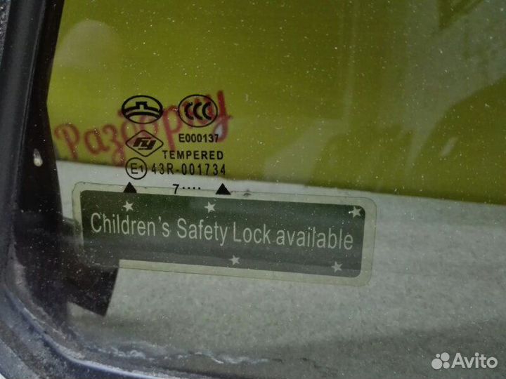 Стекло глухое заднее правое Great Wall Hover