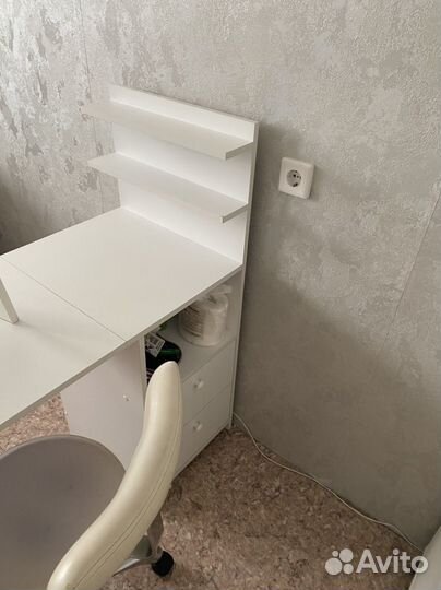 Комплект мебели для маникюра