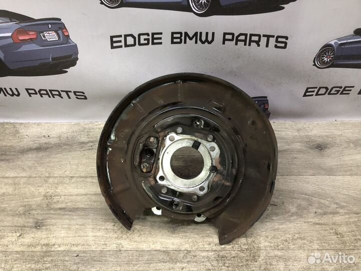 Кулак задний левый BMW E39 седан