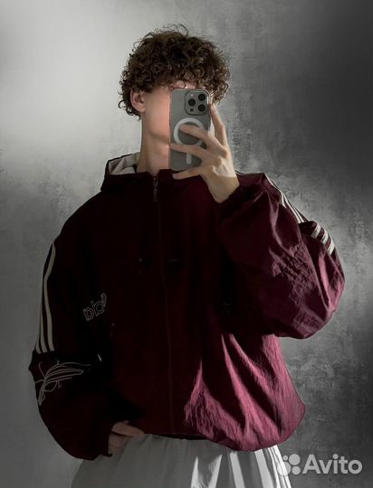 Adidas куртка бомбер