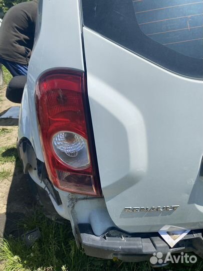 Стекло переднее правое renault duster