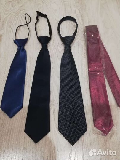 Новый галстук и бабочка