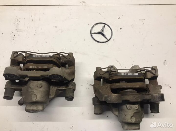 Суппорт задний правый Mercedes C 204