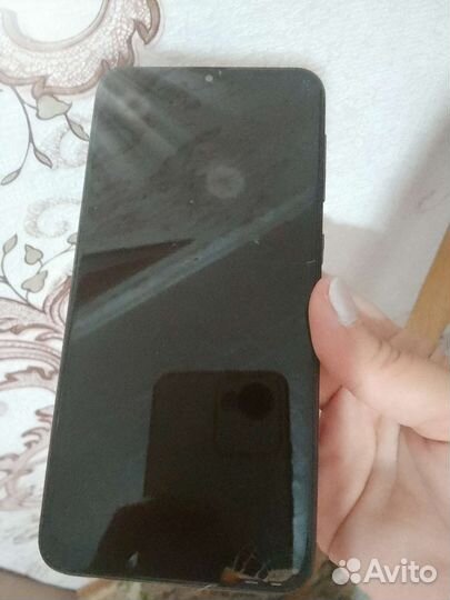 Samsung Galaxy A10, 4/32 ГБ