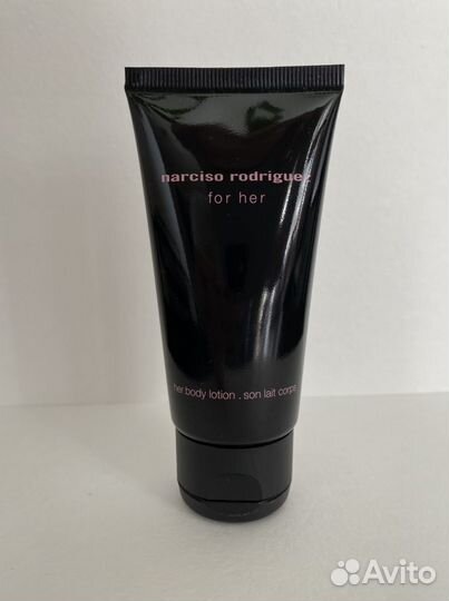 Narciso rodriguez for her musc noir