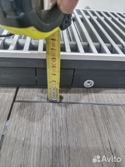 Внутрипольный конвектор бу месяц