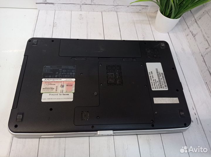 Ноутбук Dell Vostro 1015 / 4Gb. DDR2 / SSD 120Gb