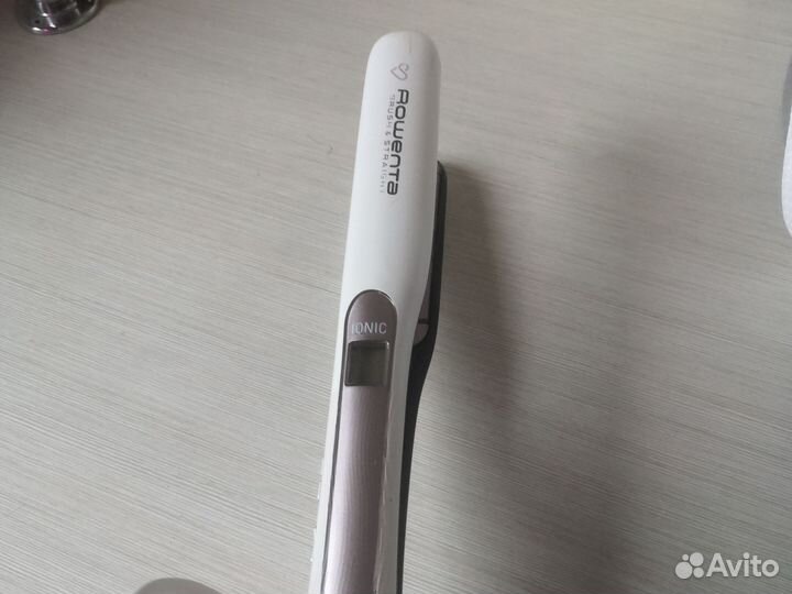 Выпрямитель для волос