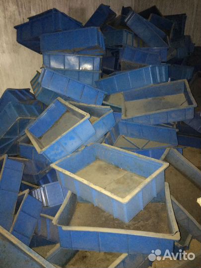 Пленки, б/беги, канистры, ящики