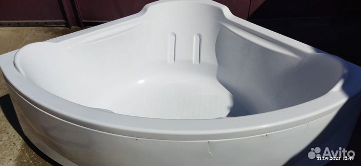 Ванная акриловая 150 на 150