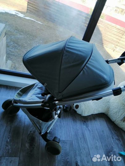 Коляска прогулочная Quinny