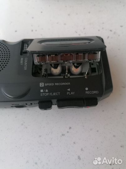 Кассетный диктофон Sanyo