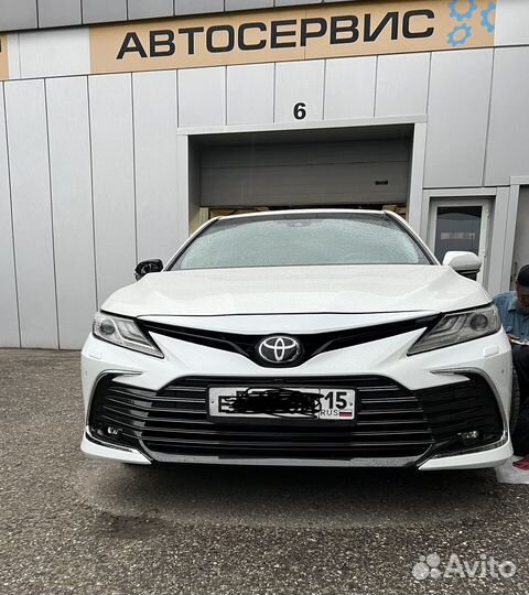 Рейсталинг бампера Камри v75