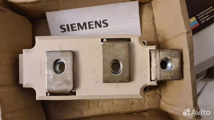 Тиристоры Semikron 150/570A. IGBt Toshiba 150А