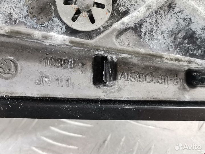 Зеркало боковое правое для Skoda Fabia 2 (5J)