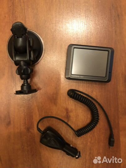 Автомобильный навигатор Гармин 205