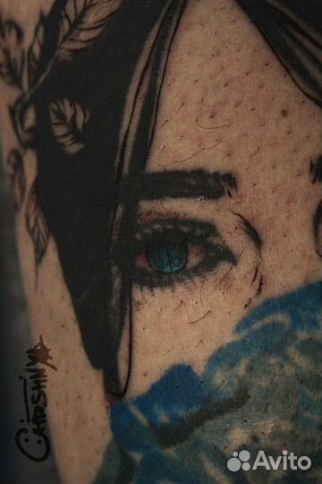 Мастер татуировки