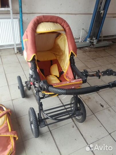 Демисезонная коляска