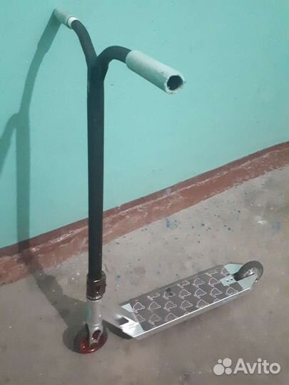 Трюковой самокат кастом парк