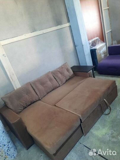 Угловой диван