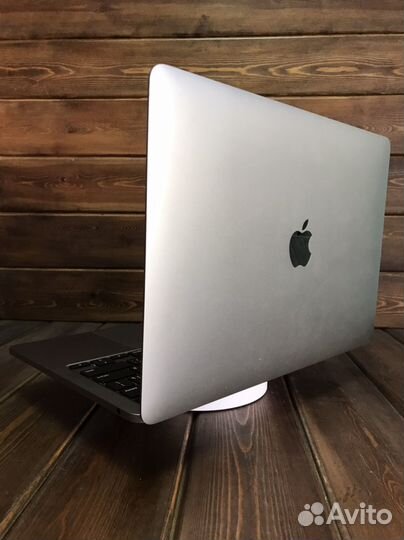 Macbook Pro 13 retina 2020 M1 512GB