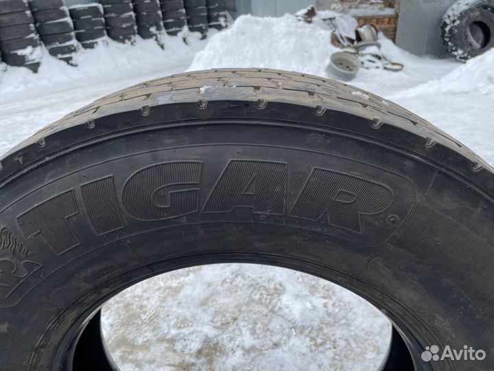 Грузовая шина бу 295 80 22.5