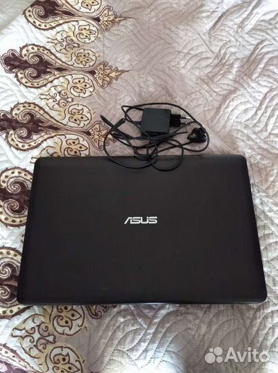 Ноутбук asus