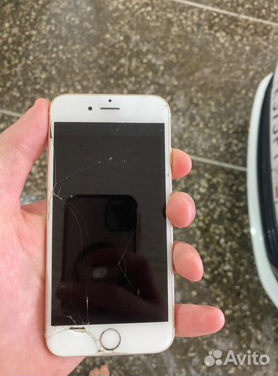 iPhone 6S, 32 ГБ