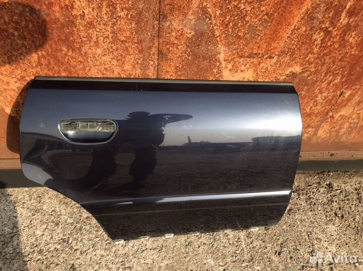 Дверь задняя правая Ауди А4,2000г, универсал(239)