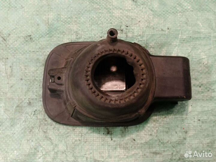 Лючок бензобака Volkswagen Jetta 4