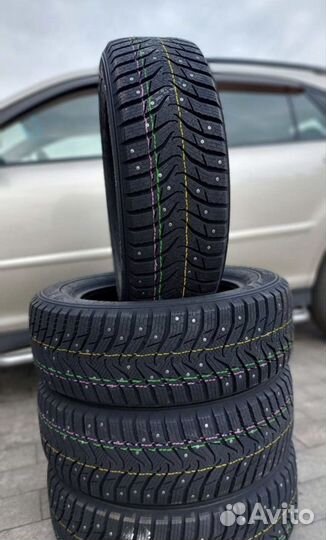 Kumho WinterCraft SUV Ice WS31 225/60 R18 104T