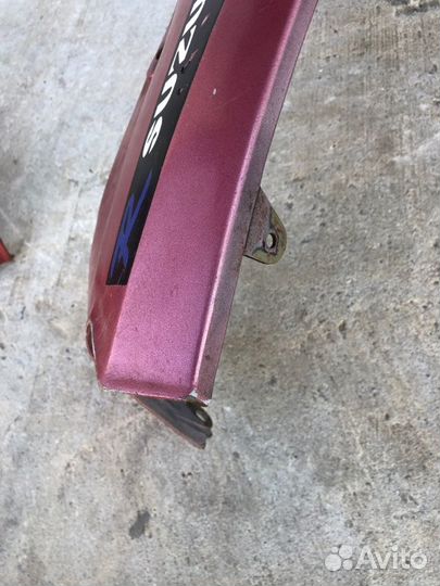 Пластик Suzuki Carna 50