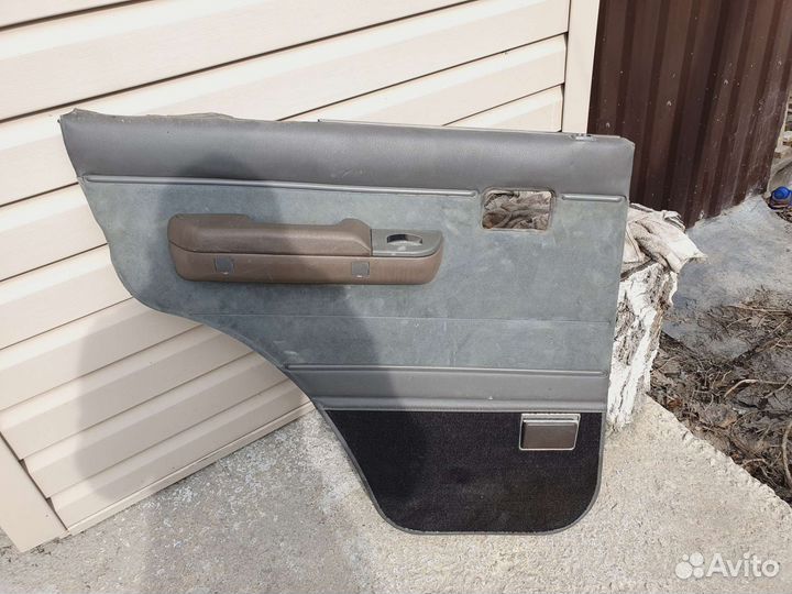 Обшивка салона Toyota Land Cruiser 70