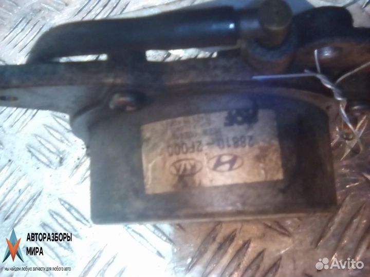 Насос вакуумный Hyundai ix35 2010 288102F000