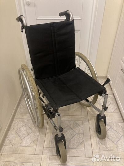 Коляска инвалидная Meyra Format 3.940