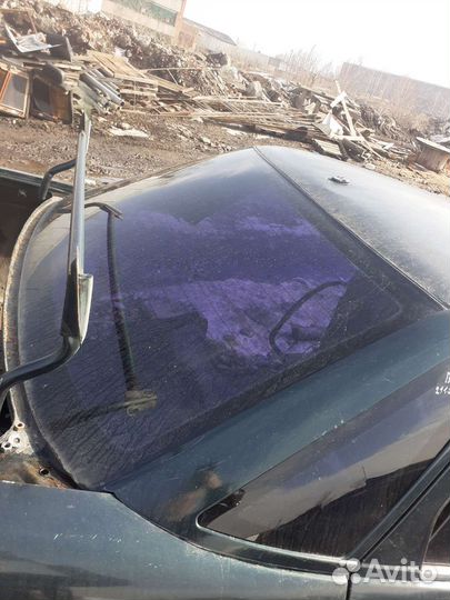 Заднее стекло ваз 2110
