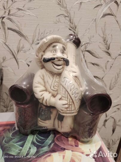 Графин с рюмками