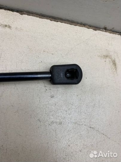 Амортизатор крышки багажника Dodge Intrepid LH2