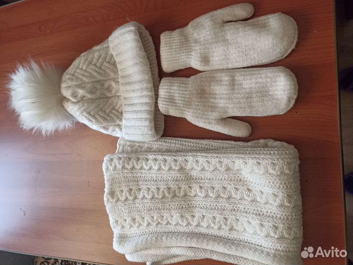 Комплект шапка, шарф