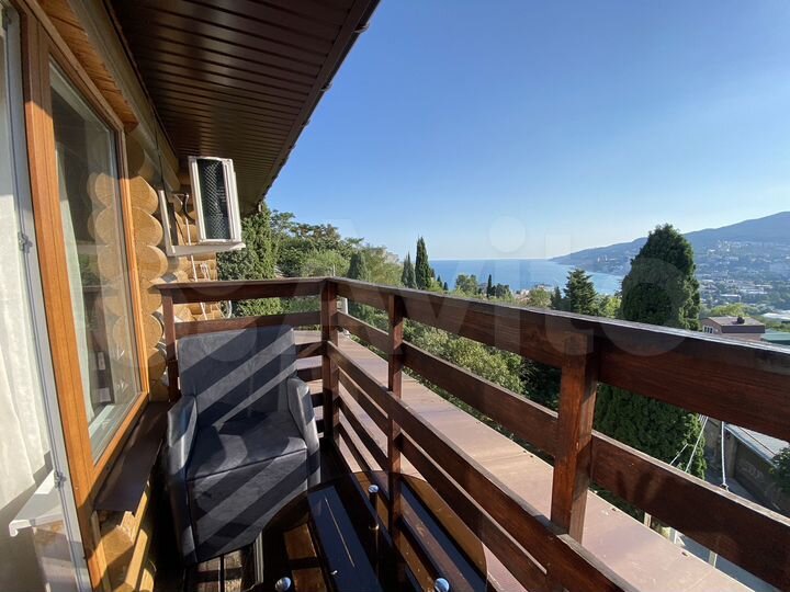 1-к. квартира, 50 м², 3/3 эт.