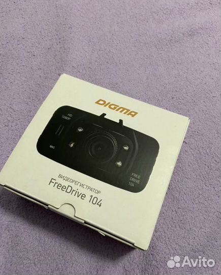 Видеорегистратор Digma FreeDrive 104