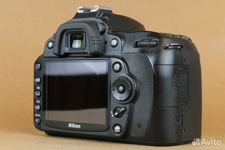 Nikon D90 (id-67891)