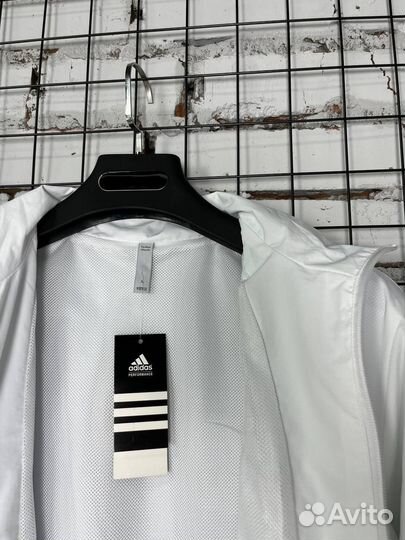 Спортивный костюм Adidas