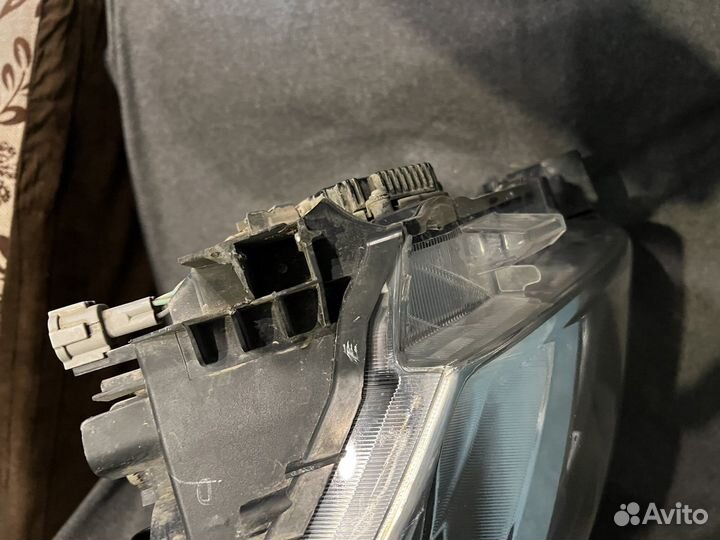 Фара левая на Nissan teana j32