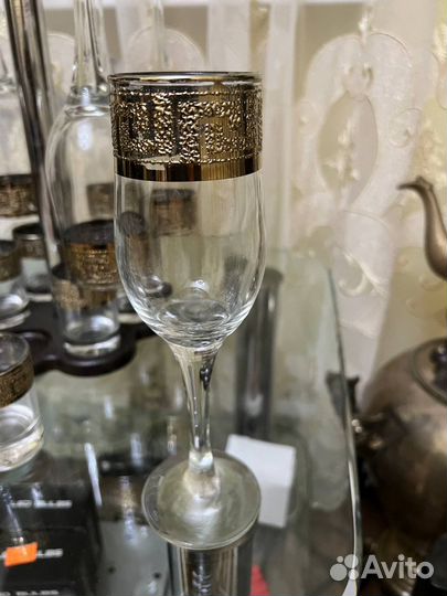 Минибар-бокалы