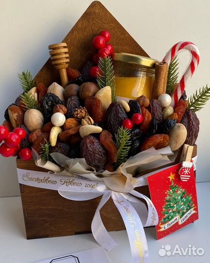 Новогодние подарки подарок на новый год