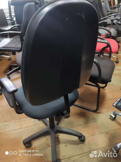 Компьютерное кресло