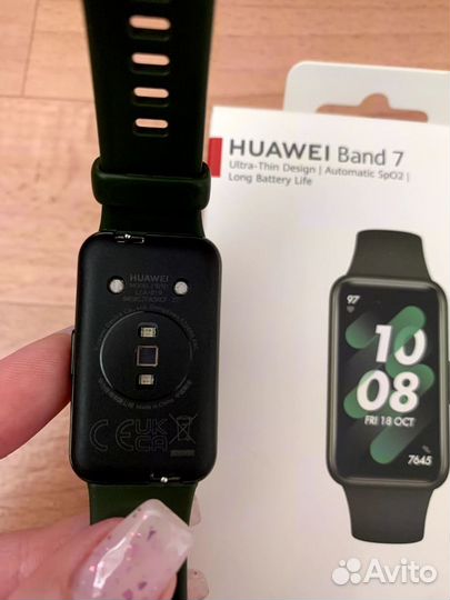 Фитнес браслет Huawei band 7